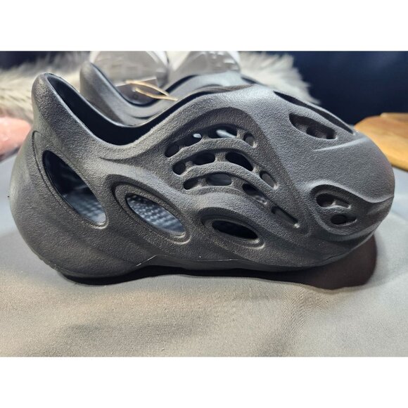 kids unisex adidas yeezy foam runners - 11k - black - Picture 4 of 8